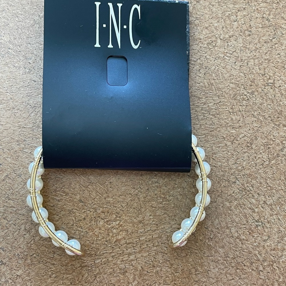INC Gold-Tone Imitation Pearl Cuff Bracelet. Adjustable. Wire wrapped.Macy's NWT - Picture 6 of 12